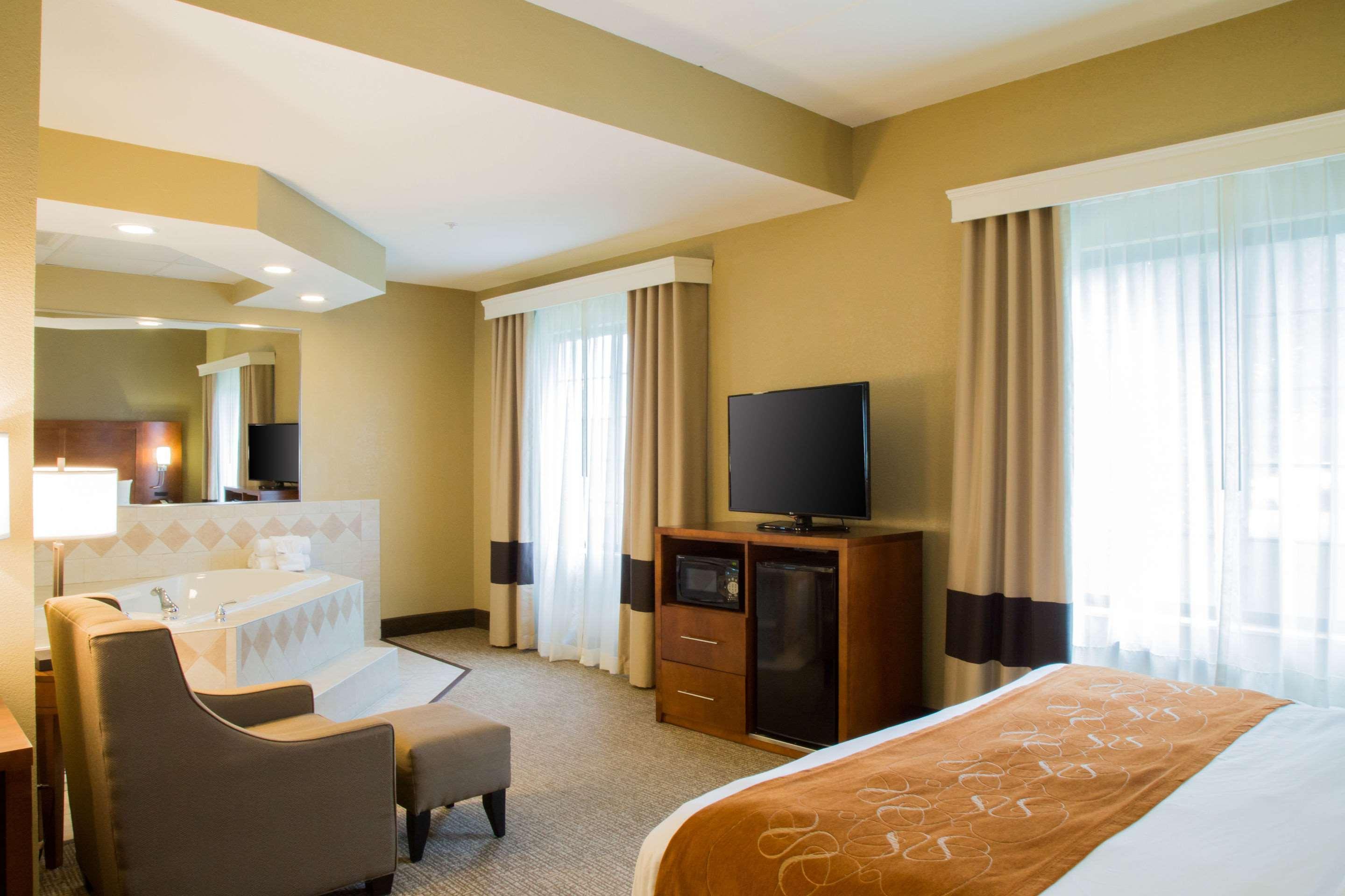 Comfort Suites Grand Rapids South Kentwood Eksteriør bilde
